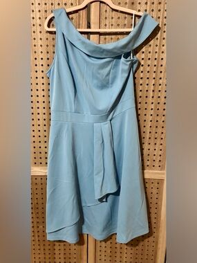 One-Shoulder Light Blue Cocktail Dress with Draped Detail